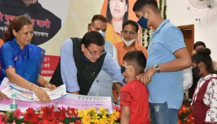 887812-uttarakhand-cm